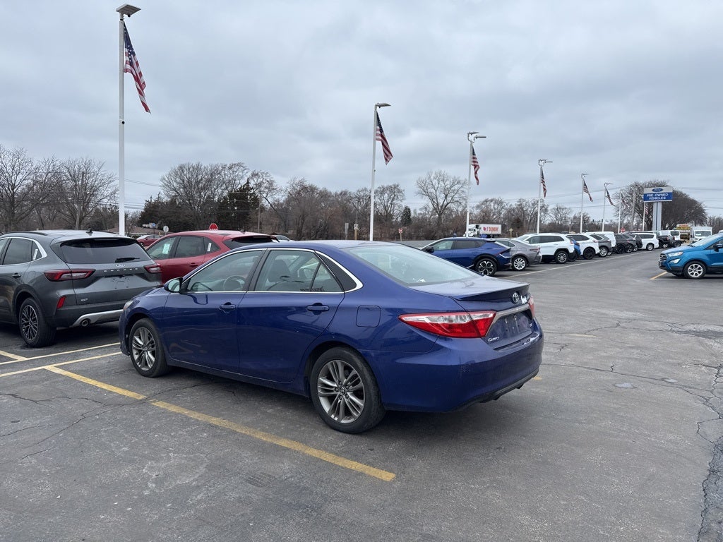 2016 Toyota Camry SE