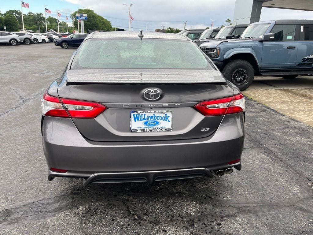 2020 Toyota Camry SE