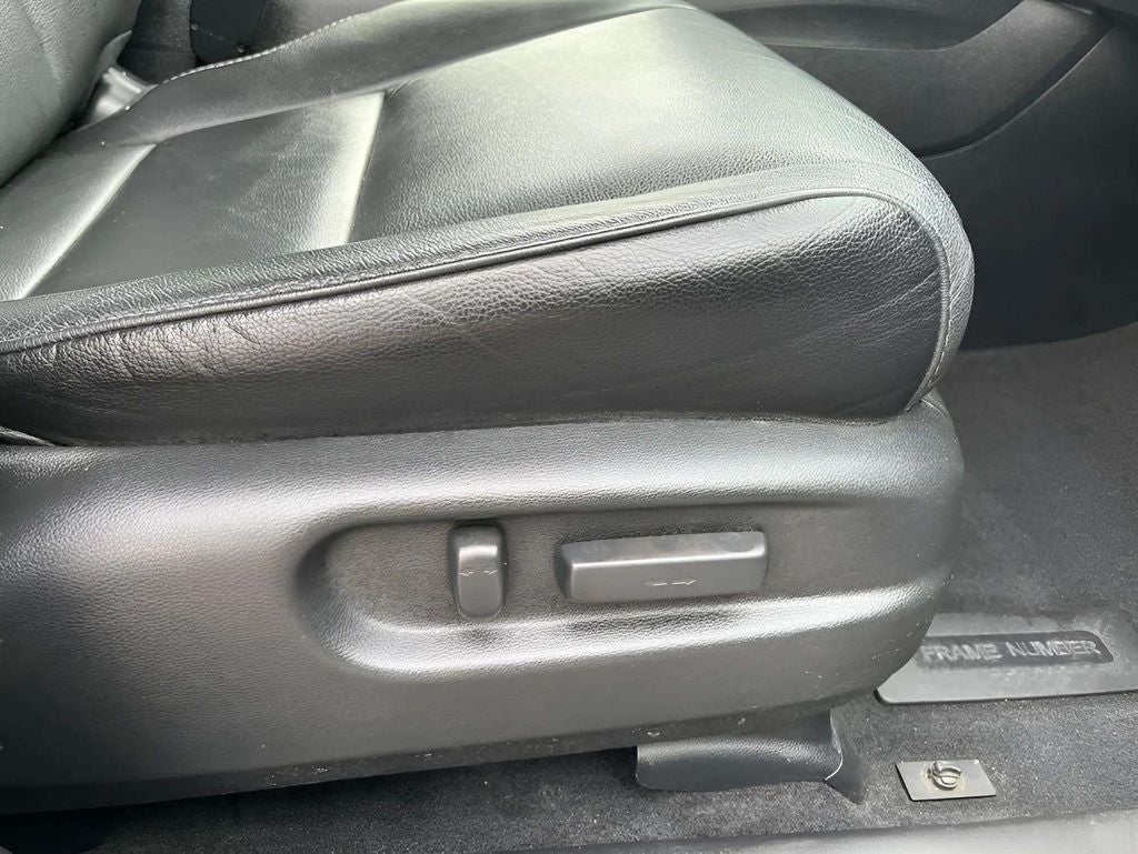 2022 Honda Pilot Touring 8 Passenger