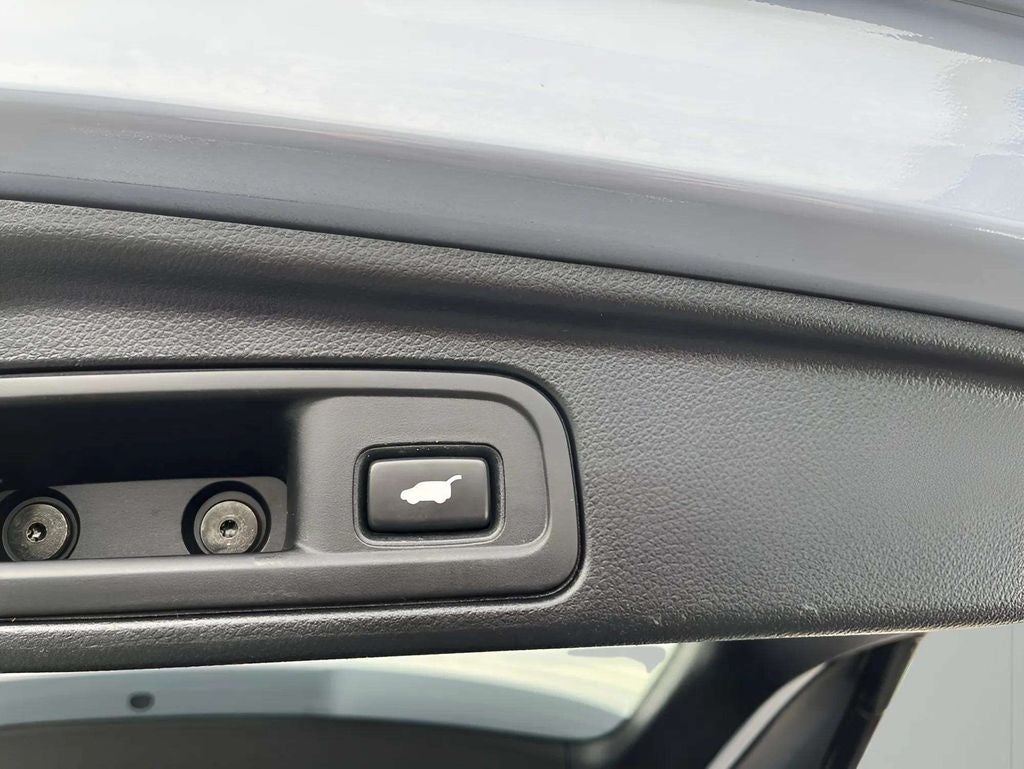 2022 Honda Pilot Touring 8 Passenger