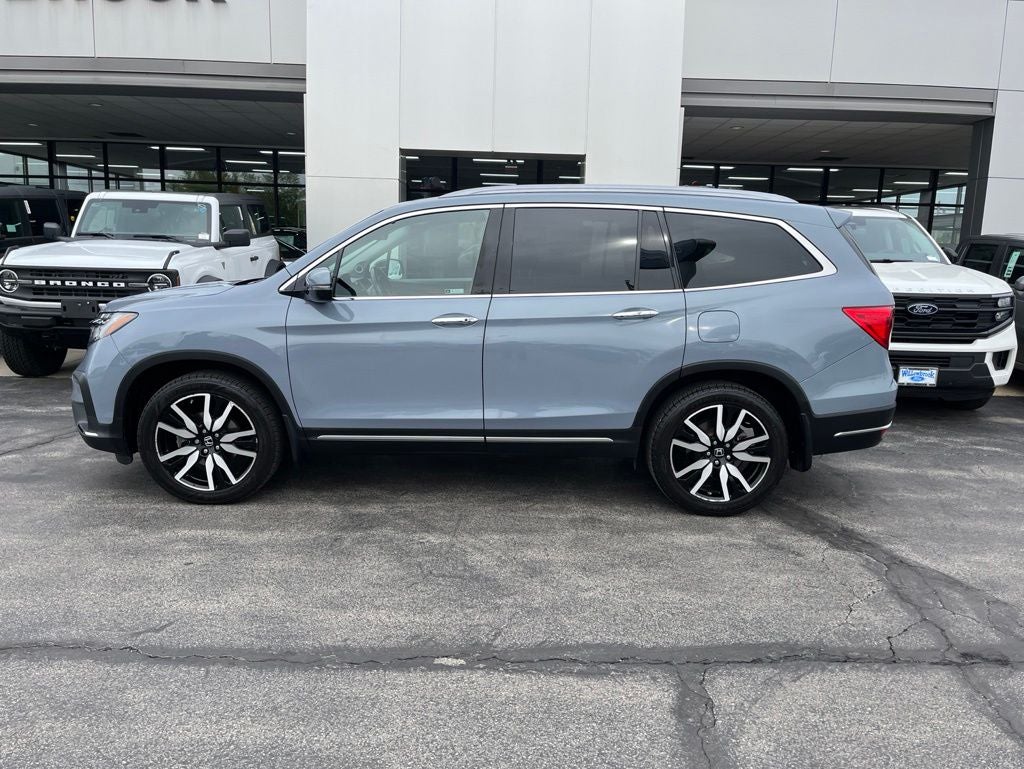 2022 Honda Pilot Touring 8 Passenger