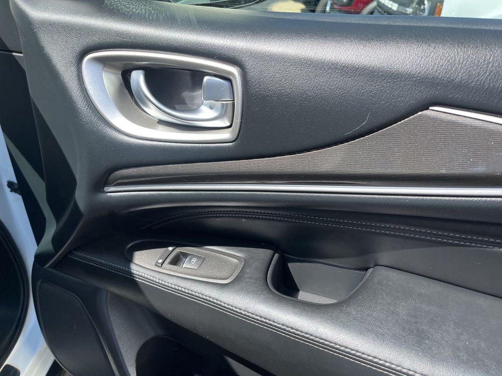 2017 INFINITI QX60 Base