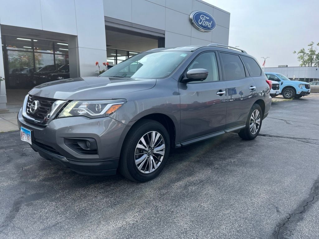 2019 Nissan Pathfinder SL