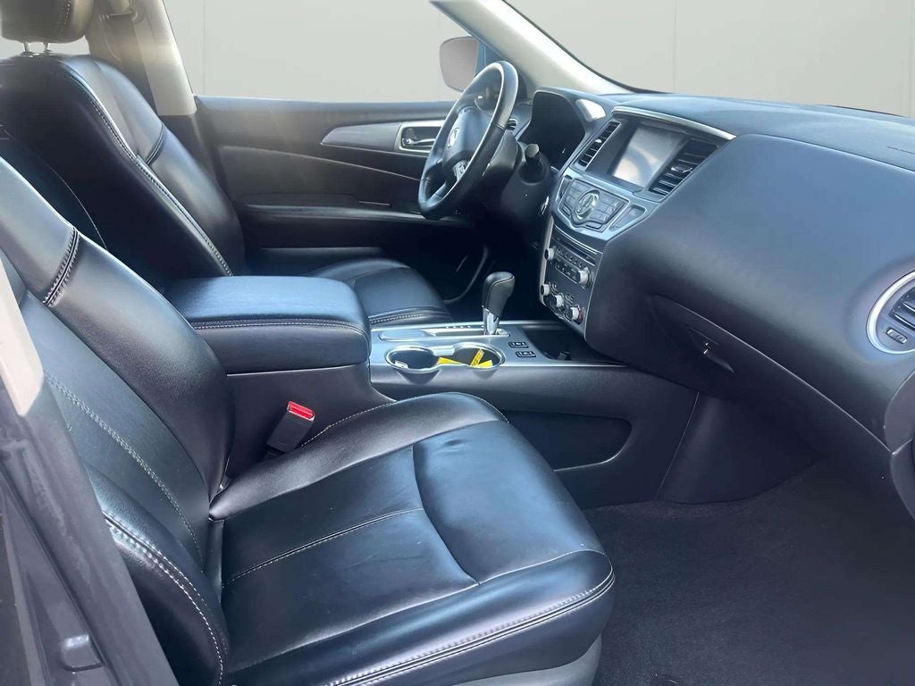 2019 Nissan Pathfinder SL