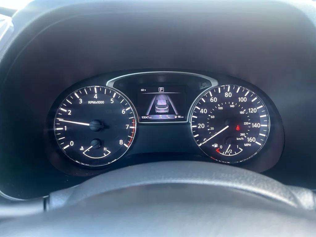 2019 Nissan Pathfinder SL
