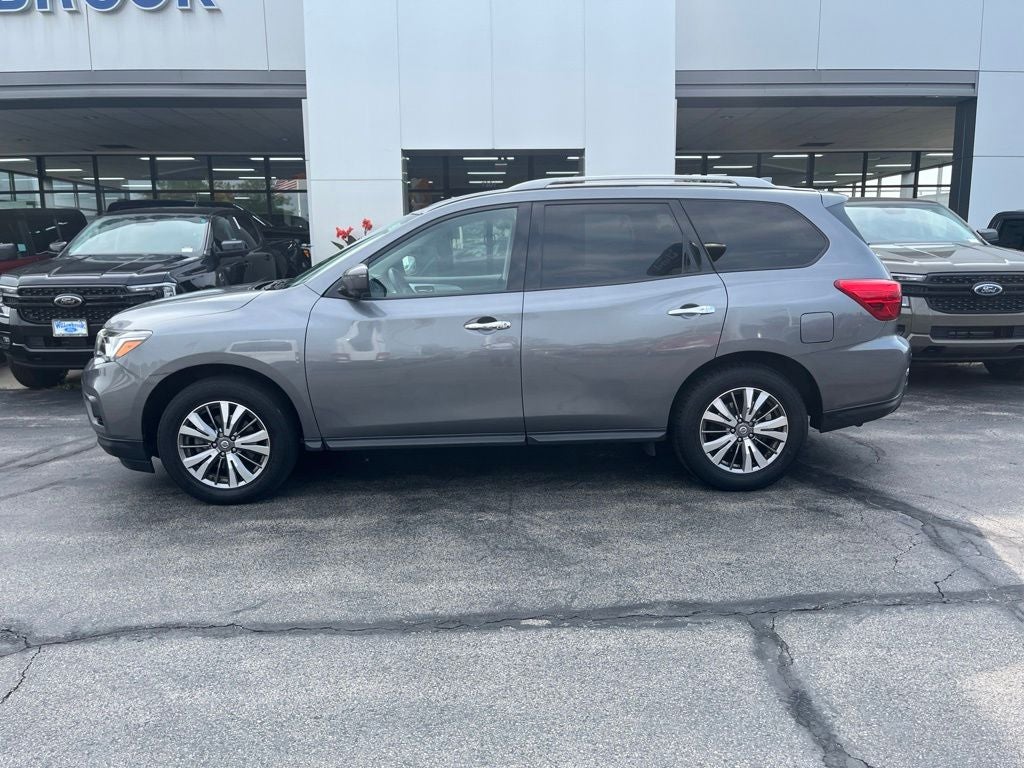 2019 Nissan Pathfinder SL