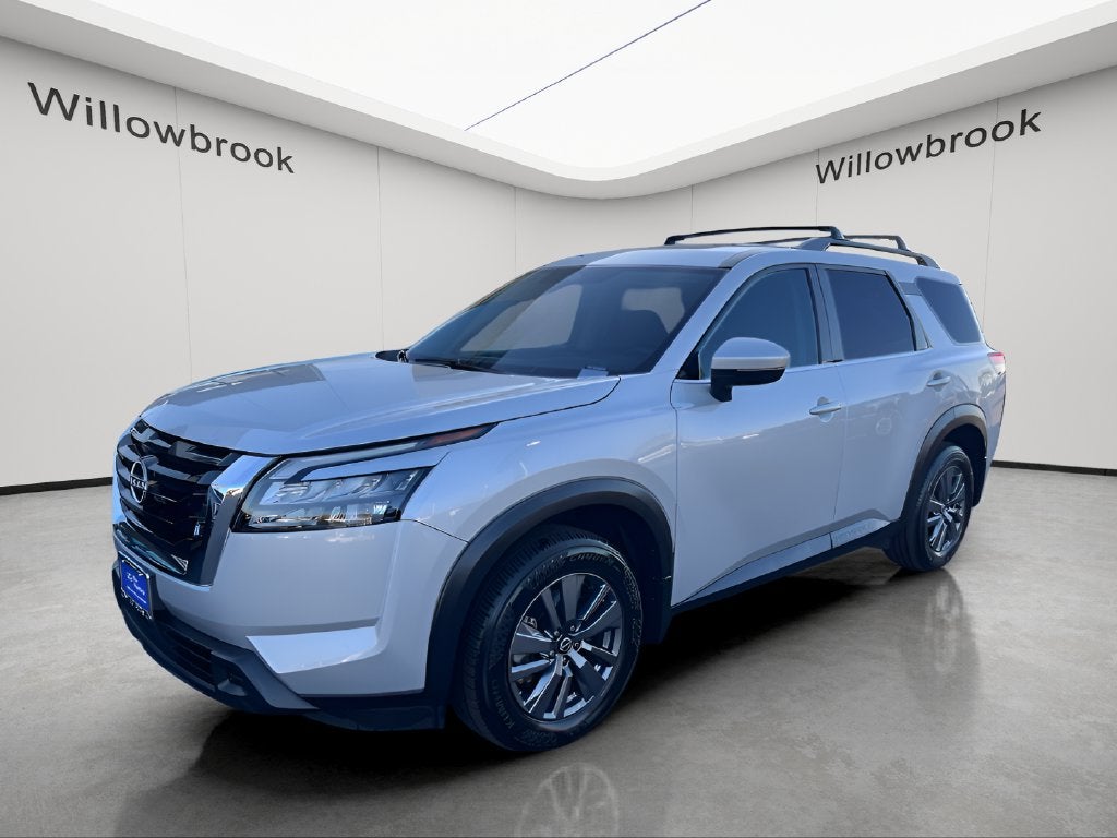 2023 Nissan Pathfinder SV