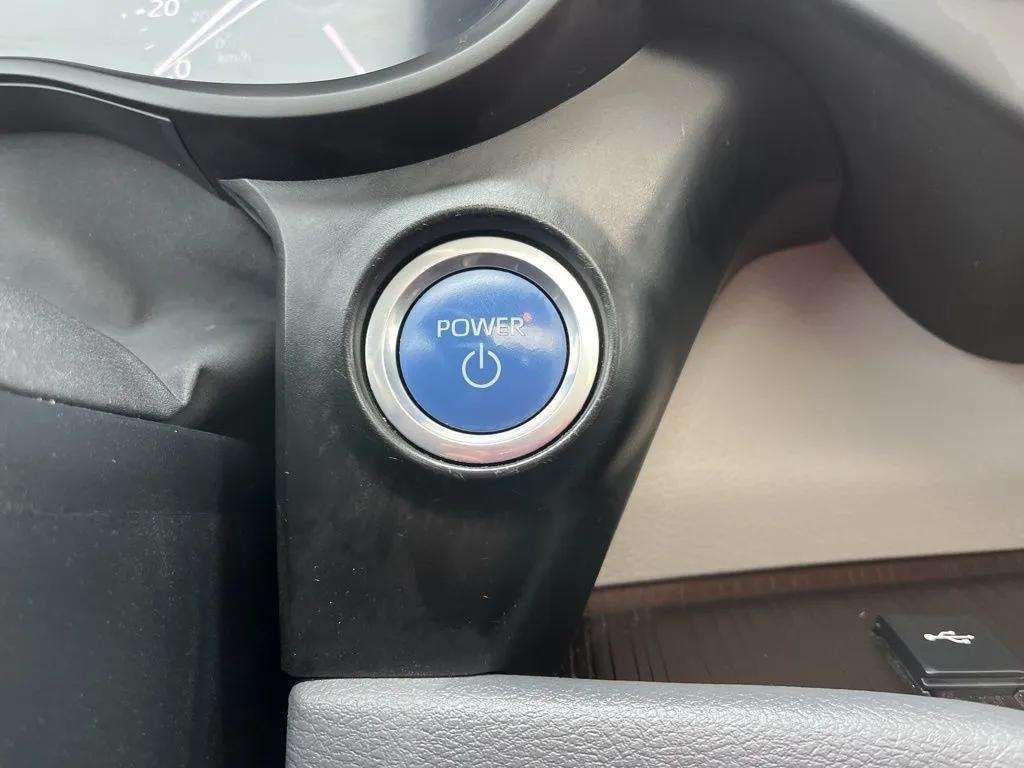 2022 Toyota Sienna XLE 7 Passenger