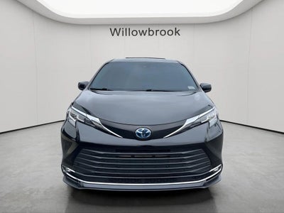 2022 Toyota Sienna XLE 7 Passenger