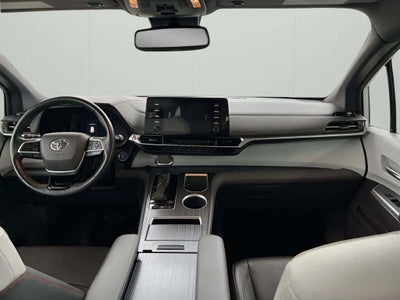 2021 Toyota Sienna XSE 7 Passenger
