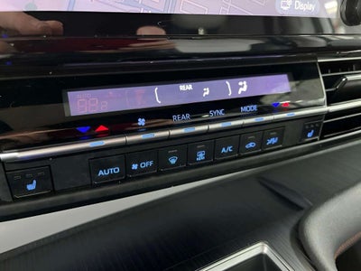 2021 Toyota Sienna XSE 7 Passenger