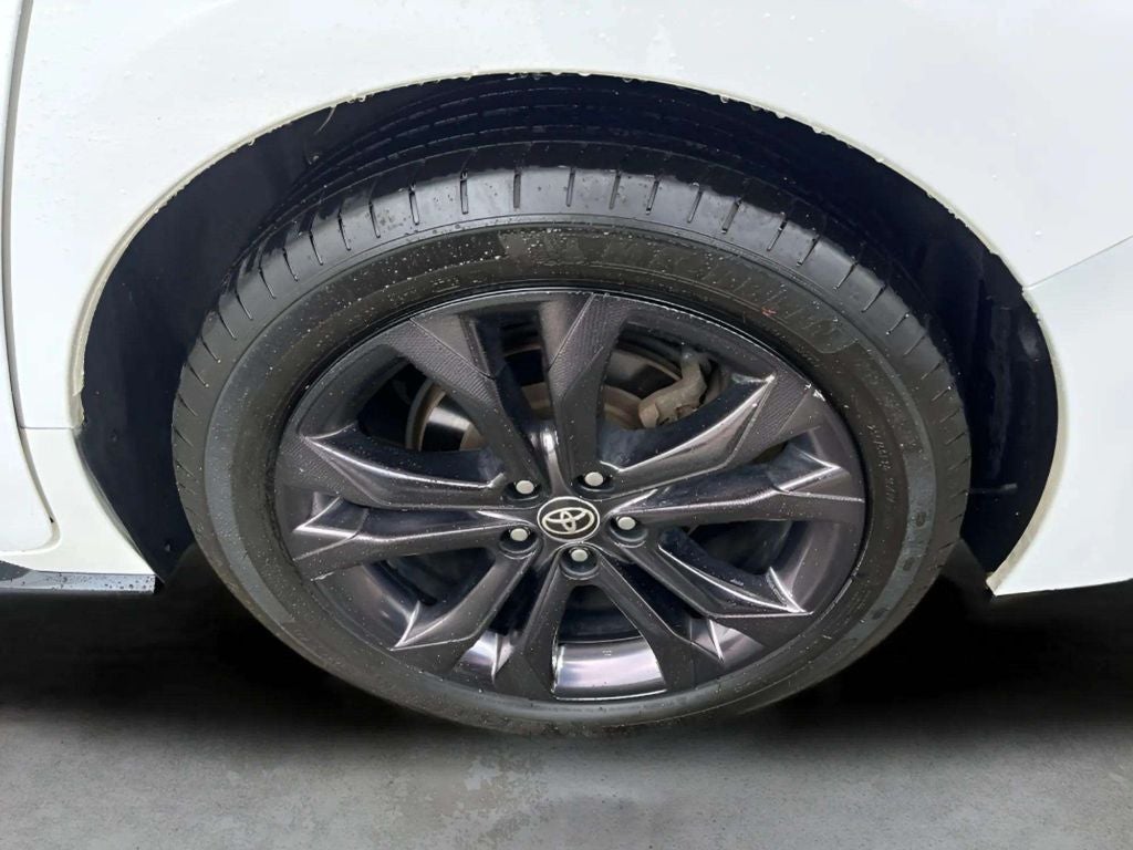 2021 Toyota Sienna XSE 7 Passenger