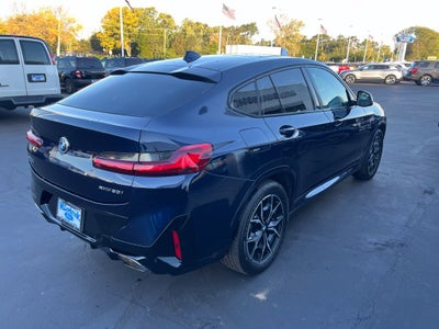 2023 BMW X4 xDrive30i