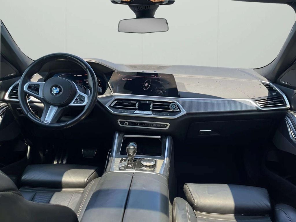 2020 BMW X6 M50i