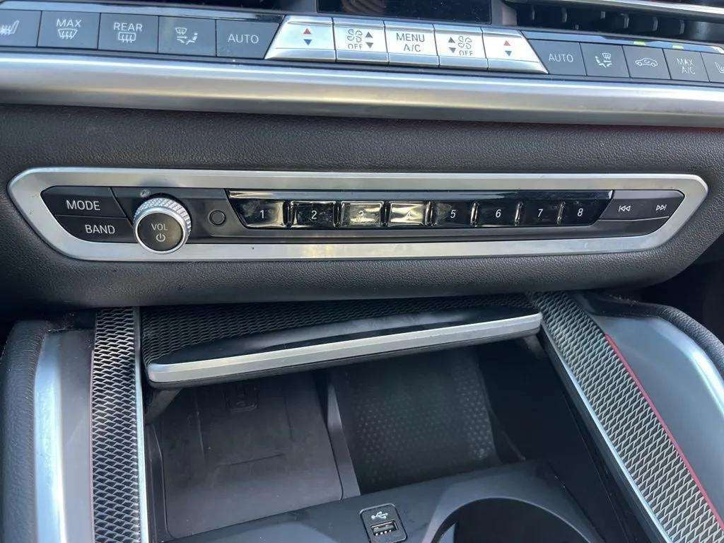 2020 BMW X6 M50i