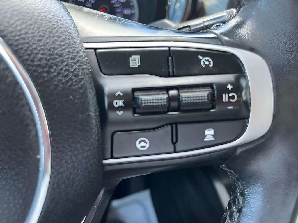 2023 Kia K5 EX