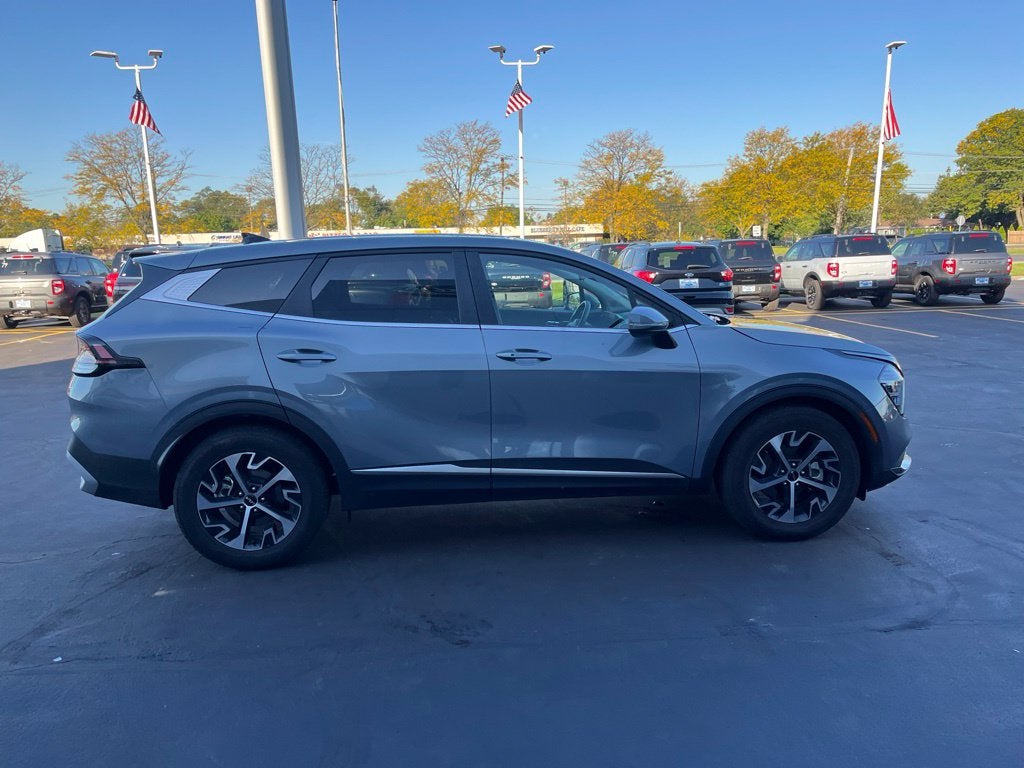 2025 Kia Sportage EX