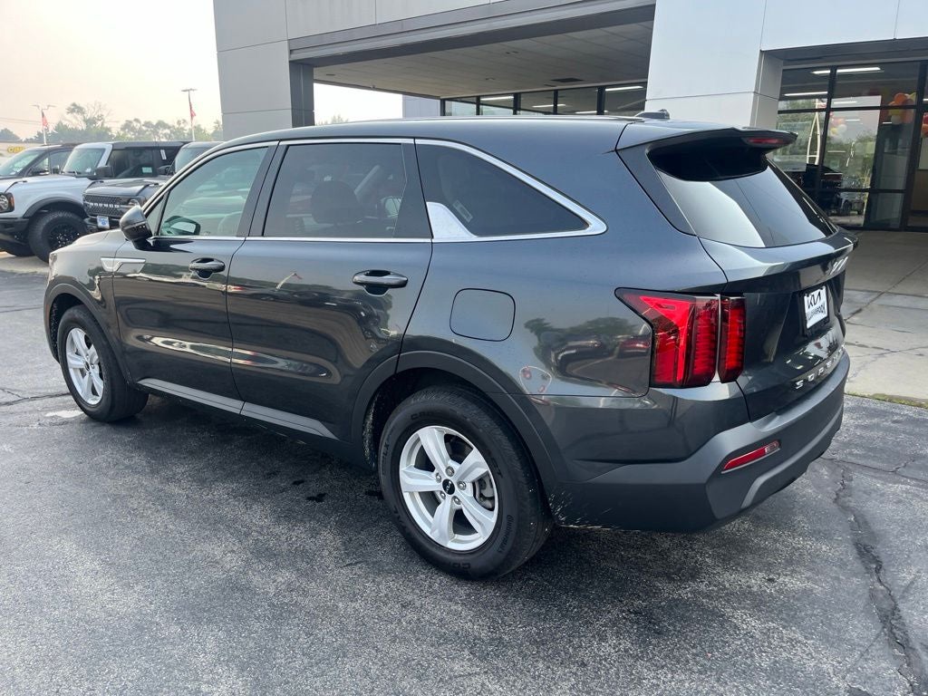 2022 Kia Sorento LX