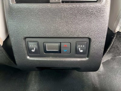 2023 Mitsubishi Outlander Base