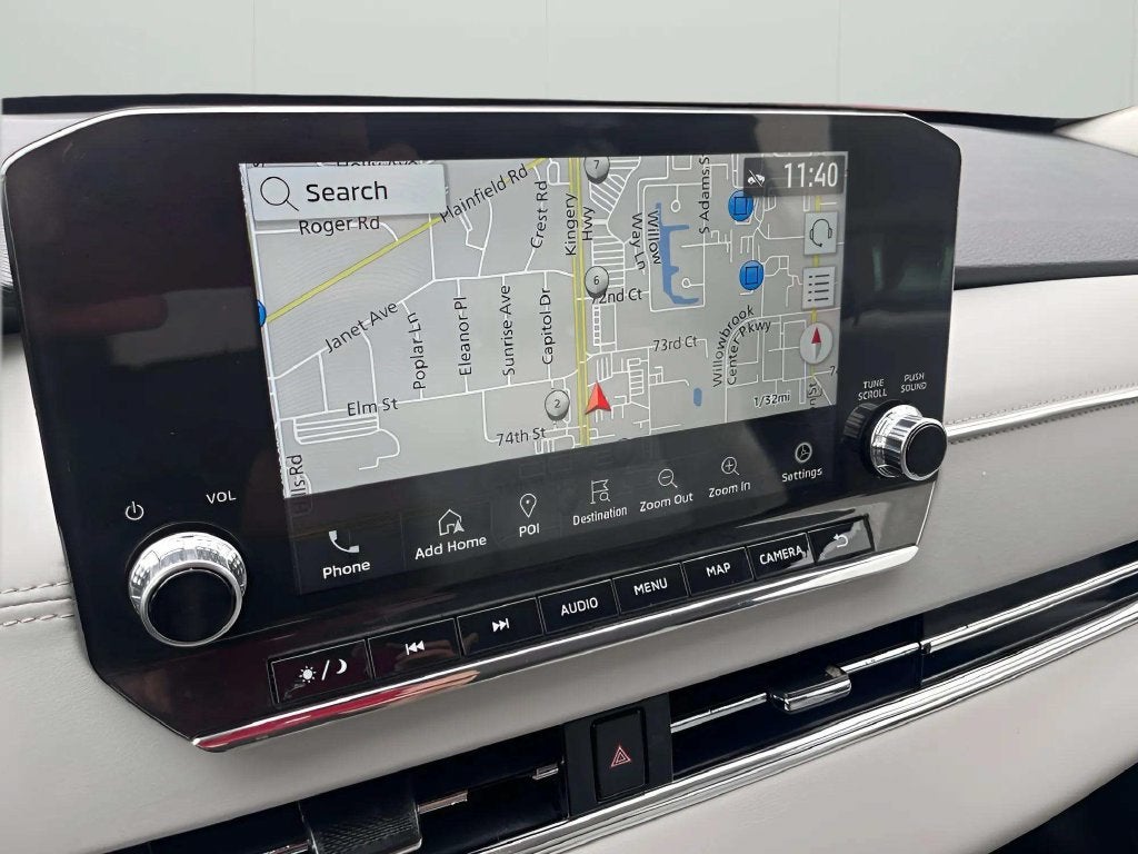 2023 Mitsubishi Outlander Base