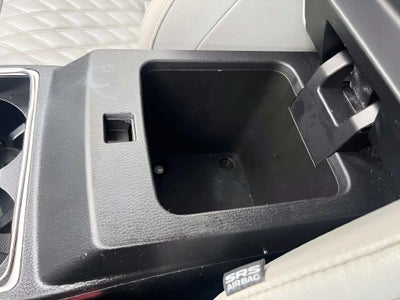 2023 Mitsubishi Outlander Base