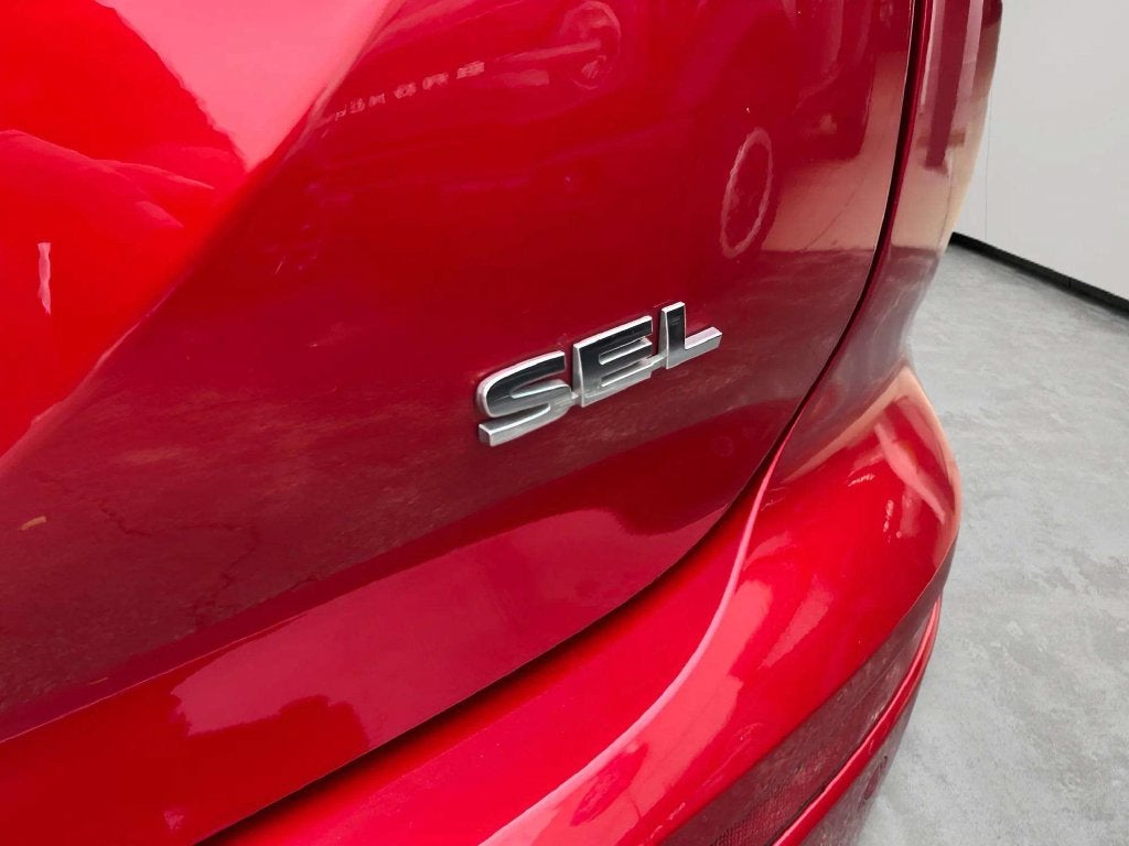 2023 Mitsubishi Outlander Base