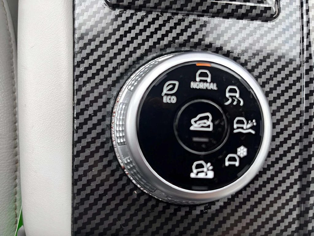 2023 Mitsubishi Outlander Base
