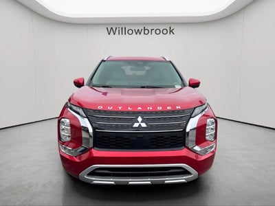 2023 Mitsubishi Outlander Base