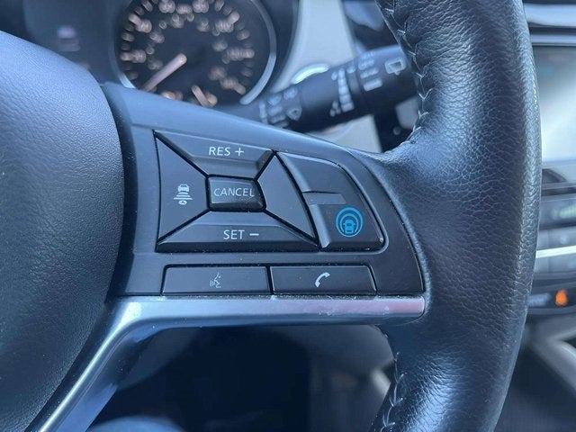 2022 Nissan Rogue Sport SL