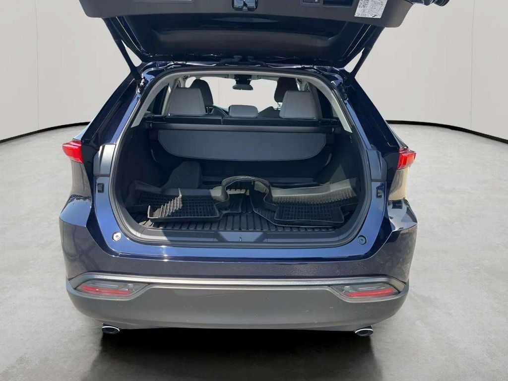 2023 Toyota Venza LE