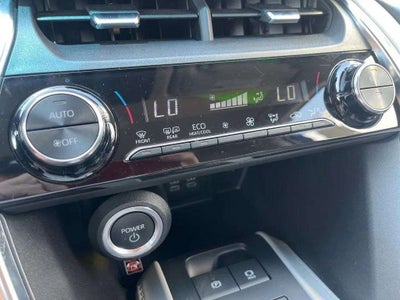 2023 Toyota Venza LE
