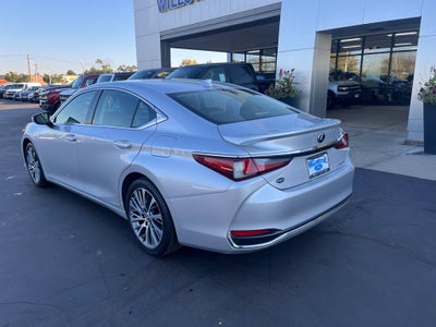 2019 Lexus ES 300h