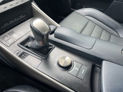 2016 Lexus IS 300