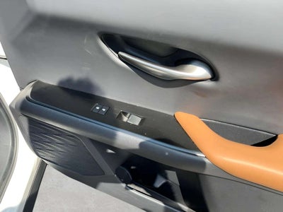 2021 Lexus UX 250h Base