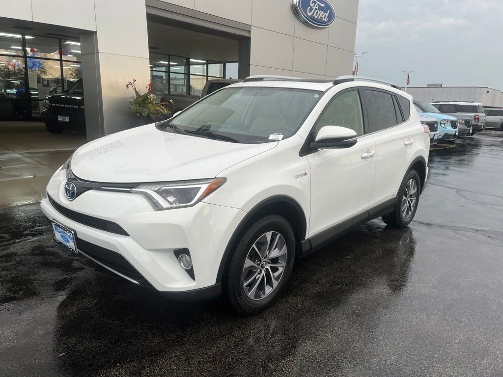 2016 Toyota RAV4 Hybrid XLE