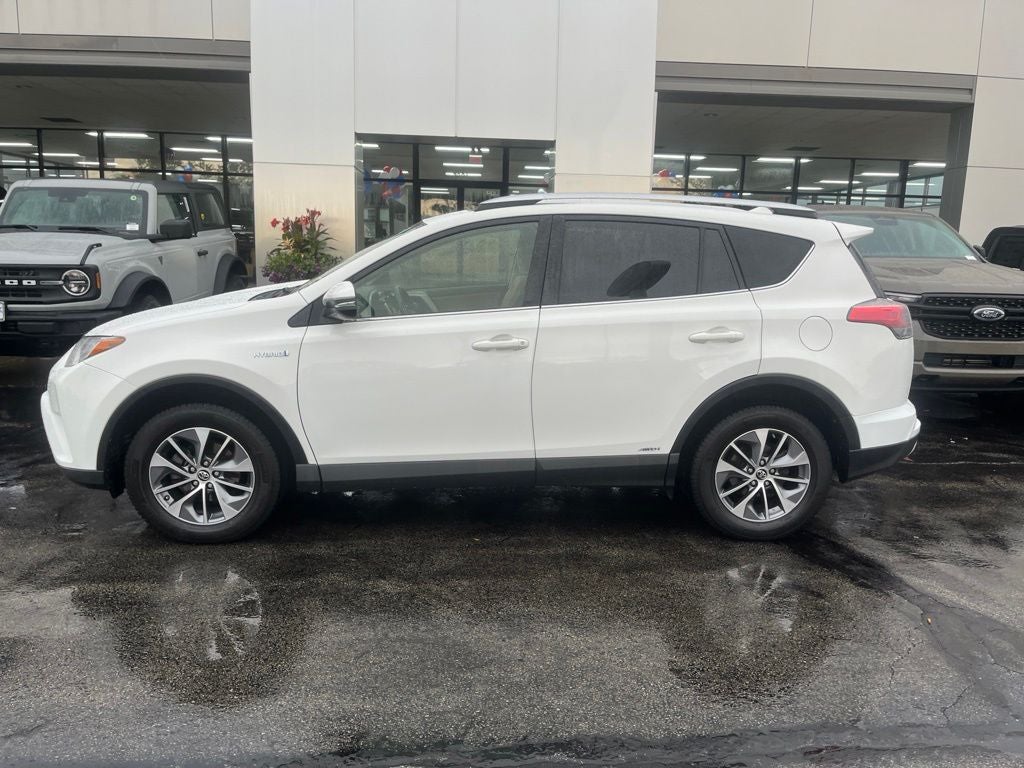 2016 Toyota RAV4 Hybrid XLE