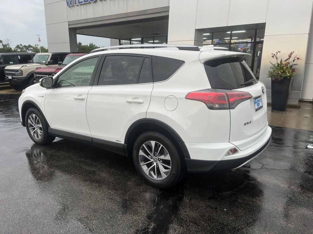 2016 Toyota RAV4 Hybrid XLE