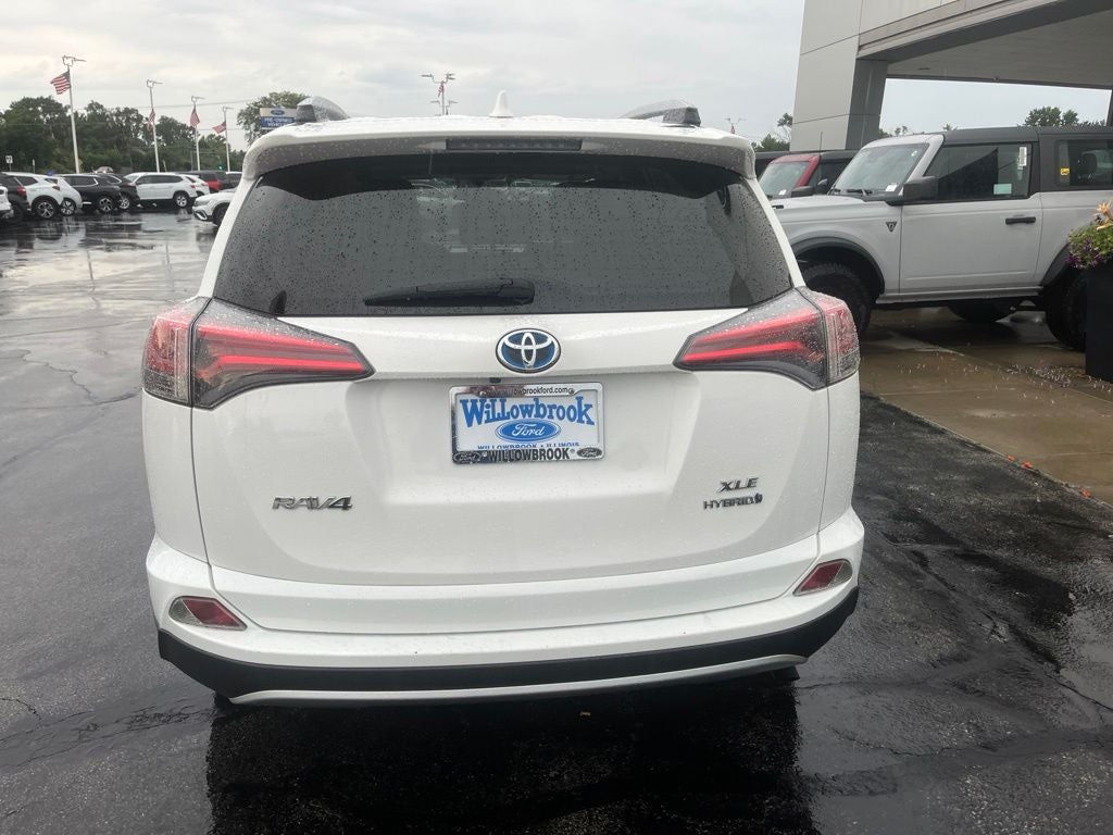 2016 Toyota RAV4 Hybrid XLE