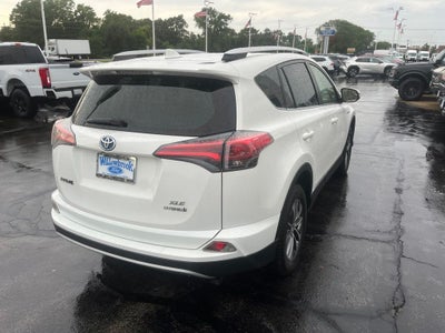 2016 Toyota RAV4 Hybrid XLE