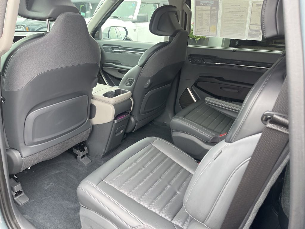 2024 Kia EV9 Land