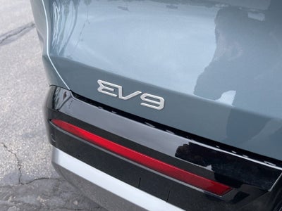 2024 Kia EV9 Land