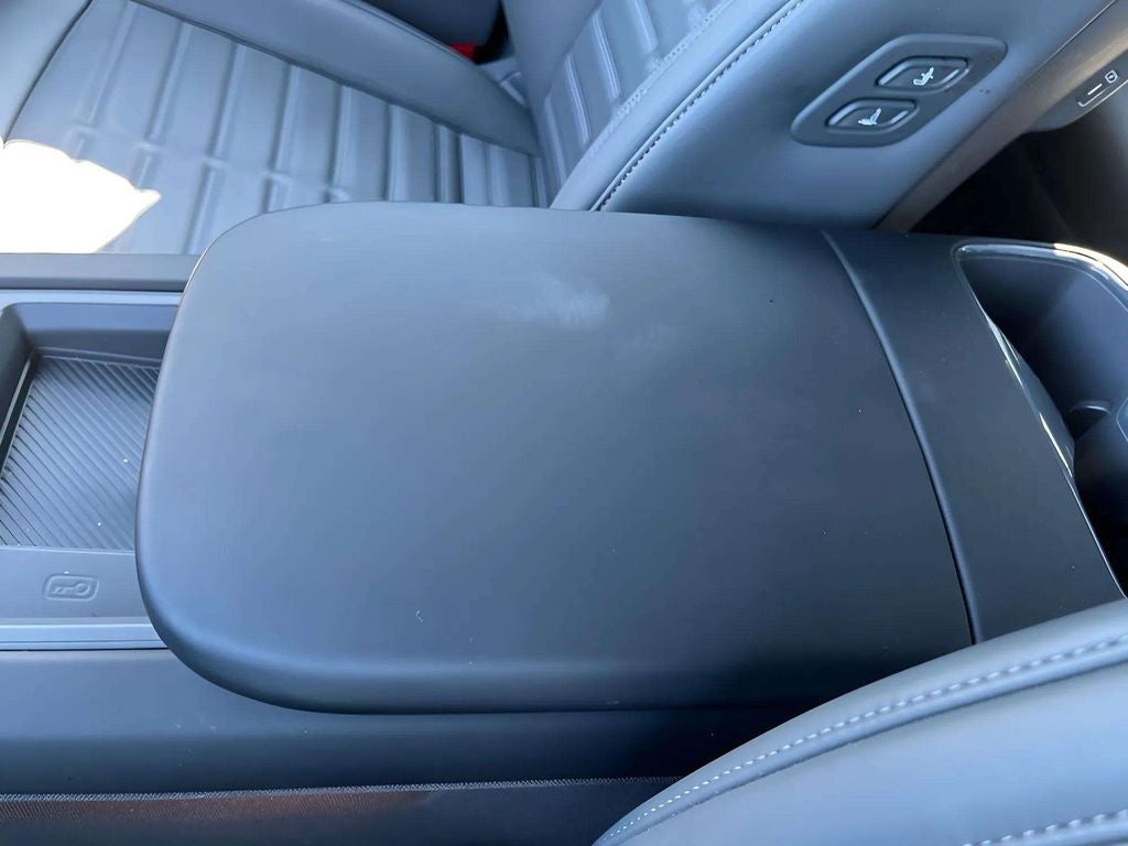 2024 Kia EV9 Land