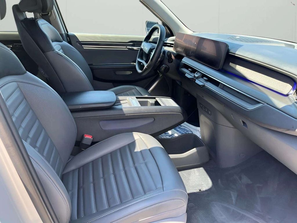 2024 Kia EV9 Land