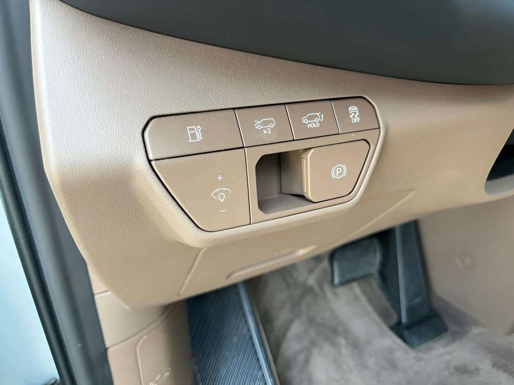 2024 Kia EV9 Land