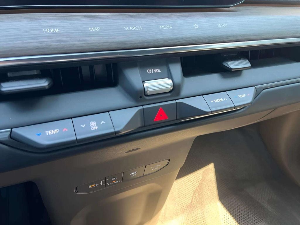 2024 Kia EV9 Land