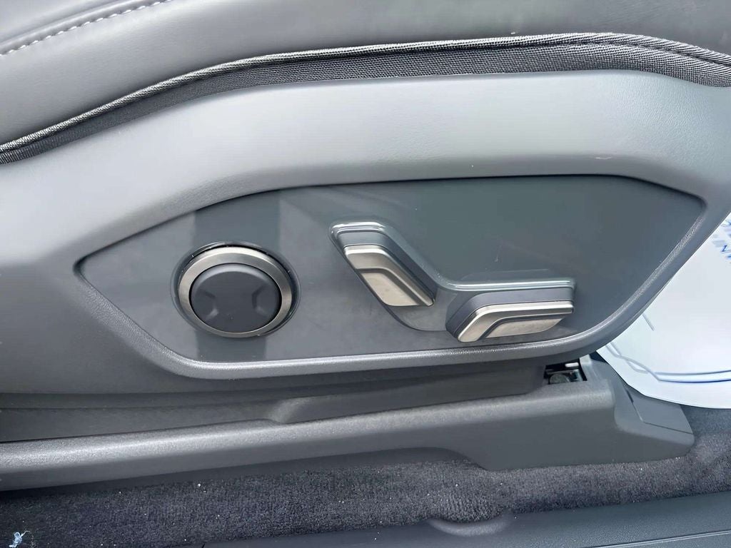 2024 Kia EV9 Wind