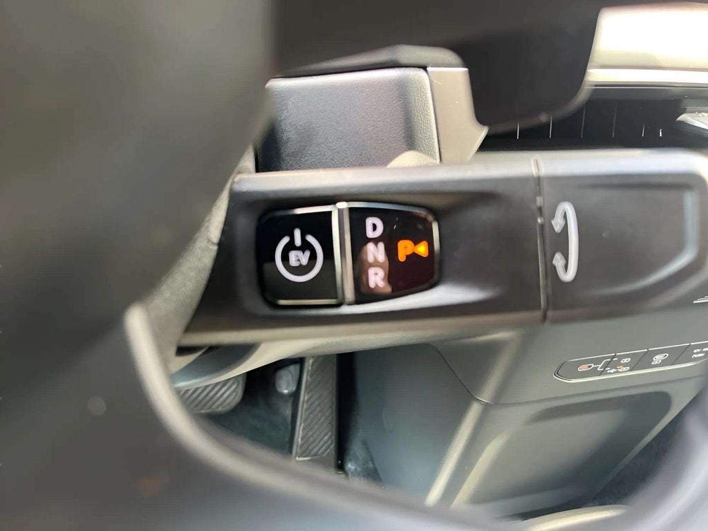 2024 Kia EV9 Wind