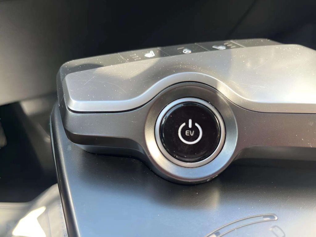 2024 Kia EV6 Light