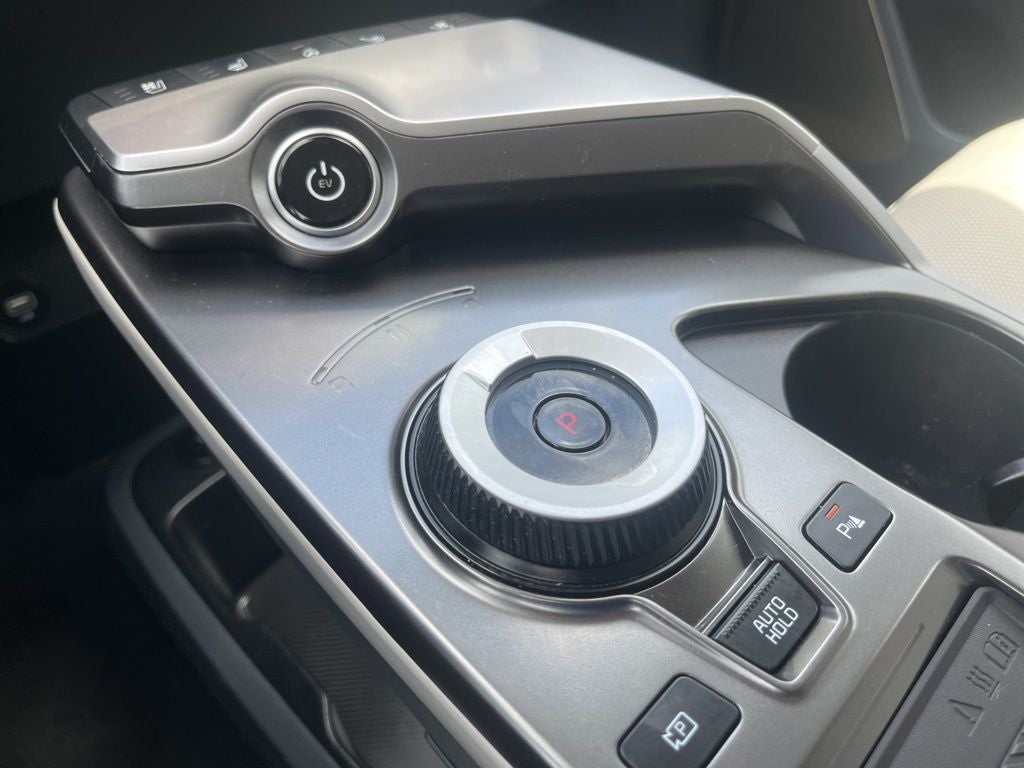 2023 Kia EV6 Wind