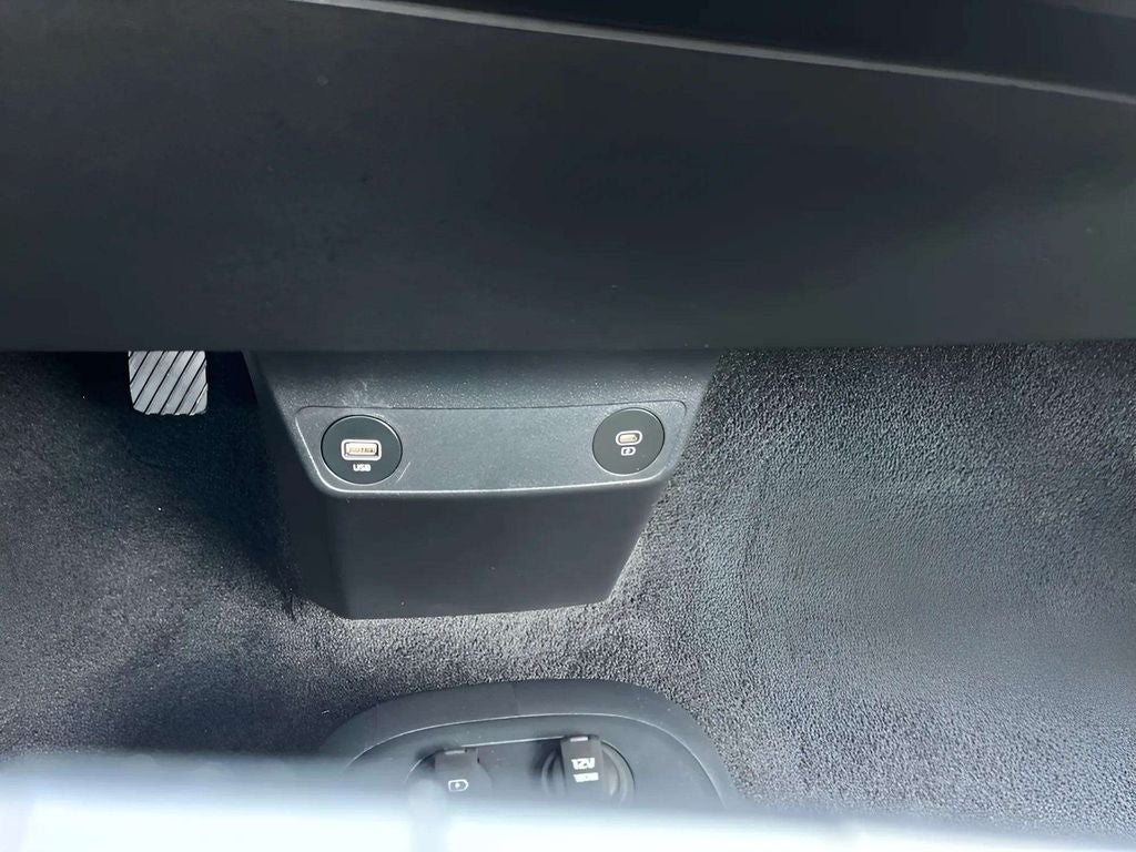 2023 Kia EV6 Wind